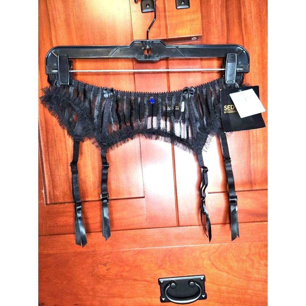 Frederick's of Hollywood Garter Belt Seduction Black w/ Blue Gem Size S/M NWT